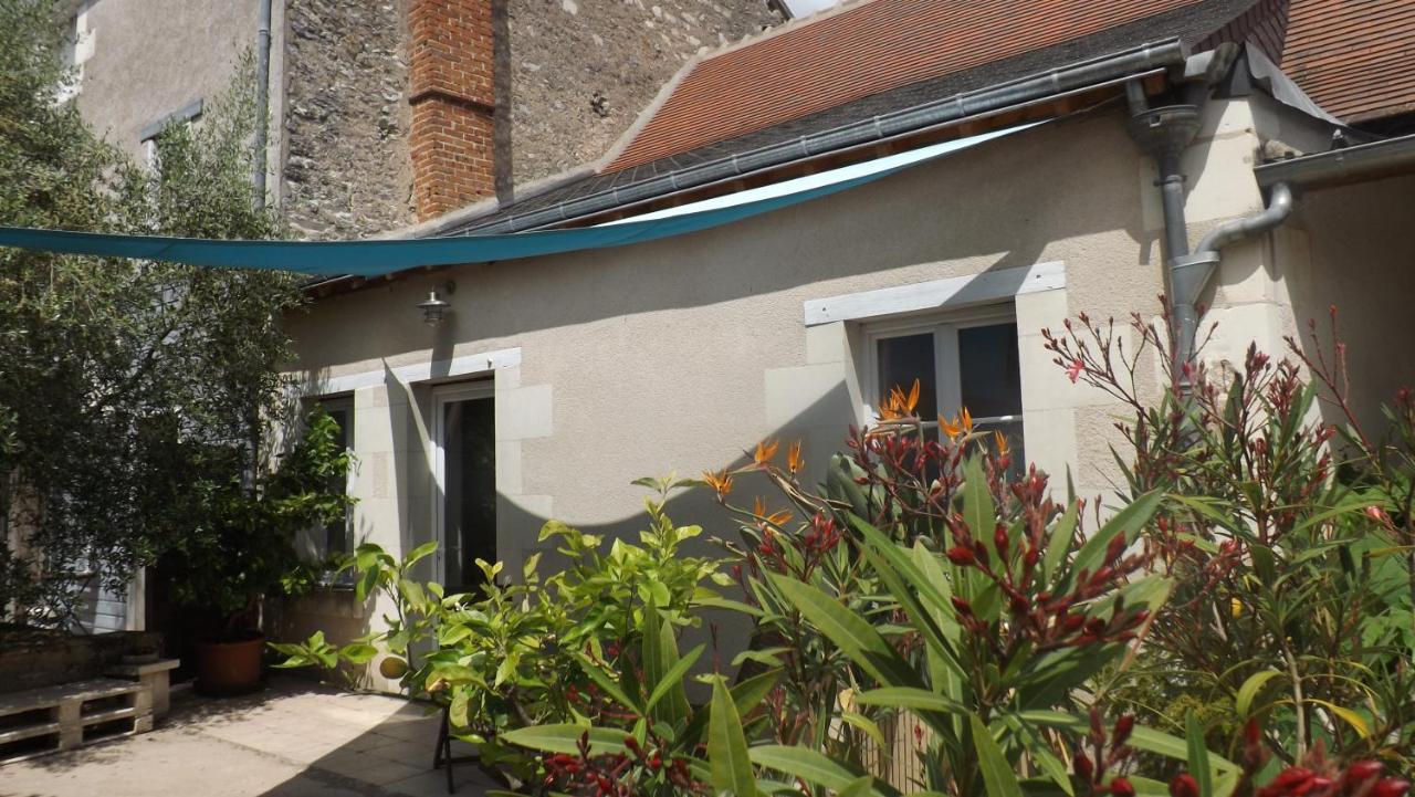 Suite Luzilloise Luzillé Exterior photo